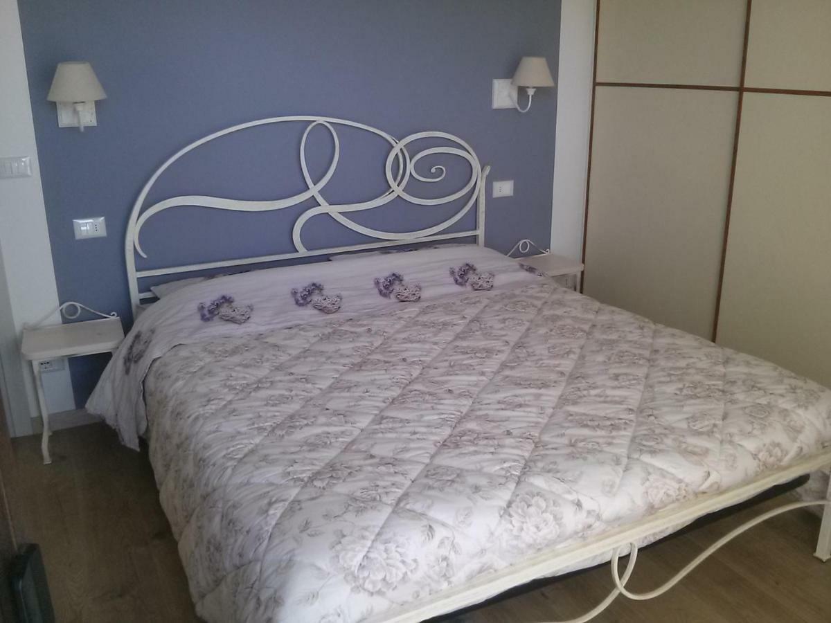 New Apartment Private Parking Bardolino Esterno foto
