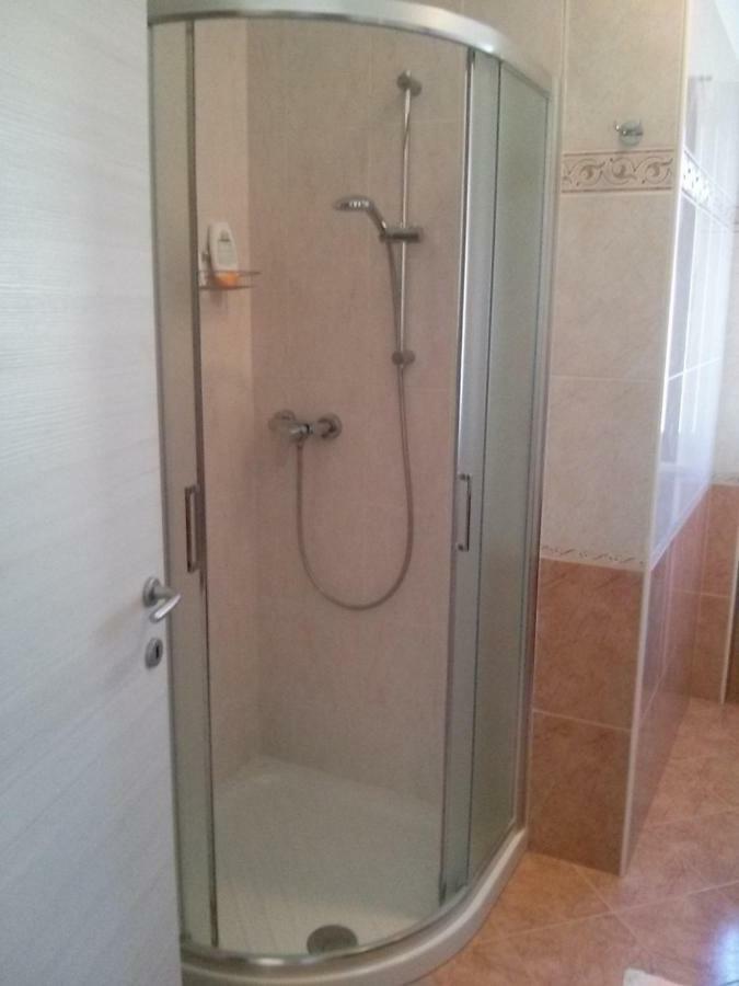 New Apartment Private Parking Bardolino Esterno foto