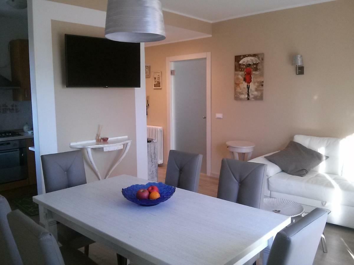 New Apartment Private Parking Bardolino Esterno foto
